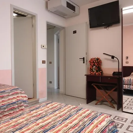 Eurhotel Отель Флоренция